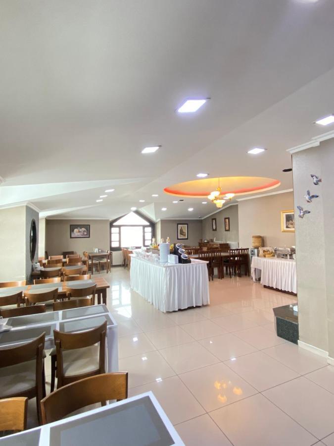 Hotel Kent Ani Kars Esterno foto