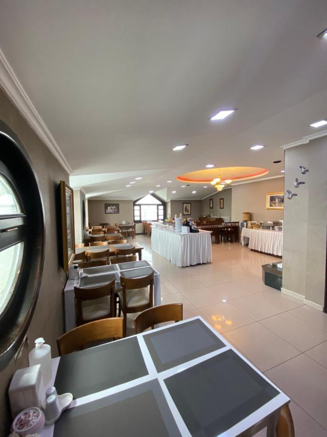 Hotel Kent Ani Kars Esterno foto